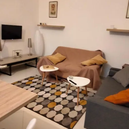 Гостевой дом Cosy Confort Ch4 *